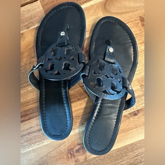 Tory Burch Miller Leather Sandals | Size 9 - Picture 3 of 8